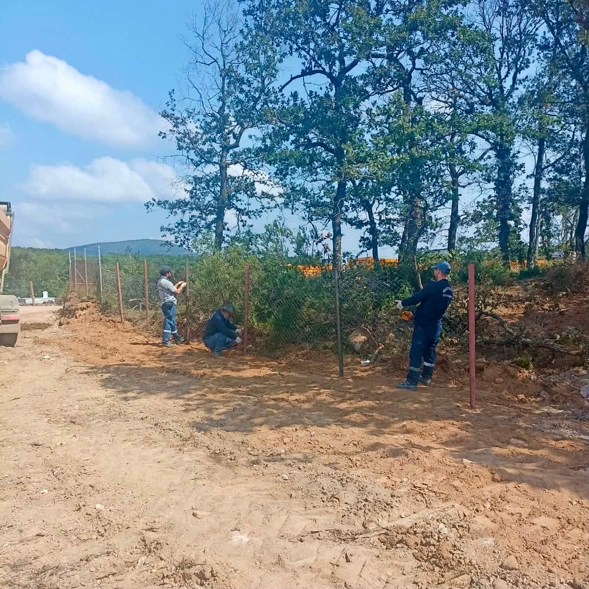 Körfez Belediyesinden Mezarlık Çalışması